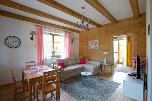 Ville I Apartamenty Sady