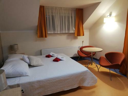 Hostal Dom Przy Parku Na??cz�w