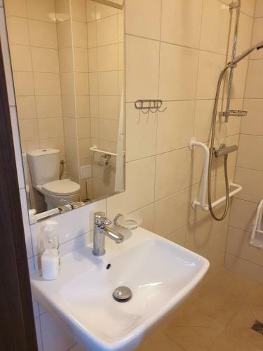 Hostal Dom Przy Parku Na??cz�w