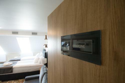 Provincja Winebar & Rooms