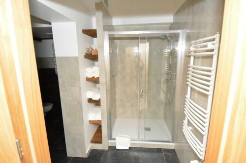 Provincja Winebar & Rooms