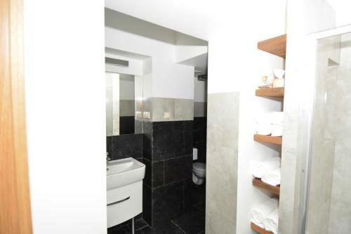 Provincja Winebar & Rooms