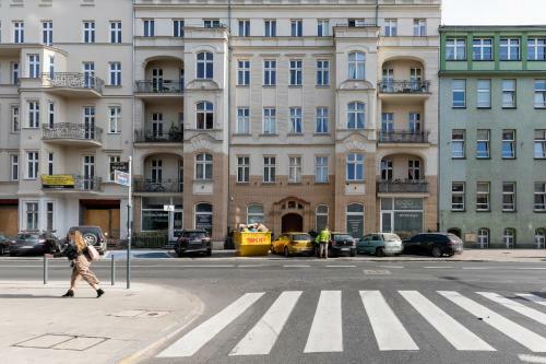 Apartments Pozna? ?azarz