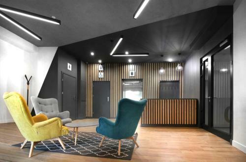 Lemon Plaza Hotel