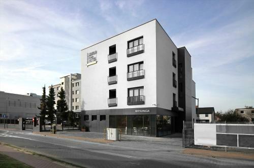 Lemon Plaza Hotel