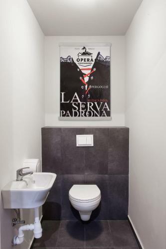 Opera Hostel