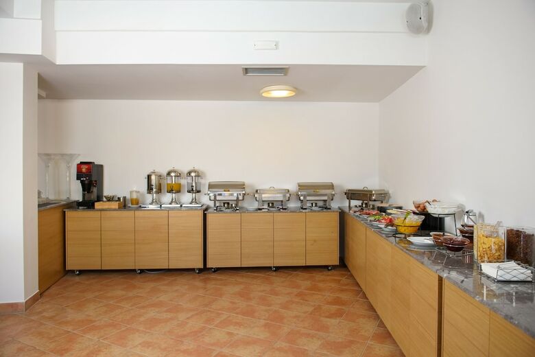 Hotel Olympion Village