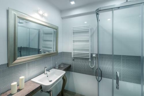 Sea Sail Apartments