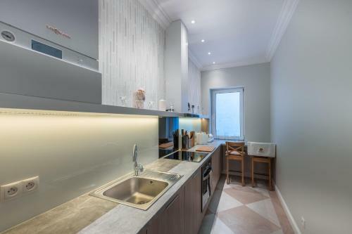 Sea Sail Apartments