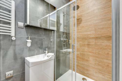 Lion Apartments - Costa Brava Studio