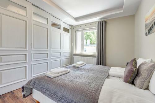 Lion Apartments - Costa Brava Studio