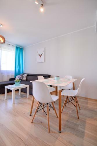 Apartamenty Bryza - Kwarta? R�?y Wiatr�w