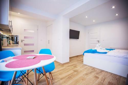 Adonis Apartaments