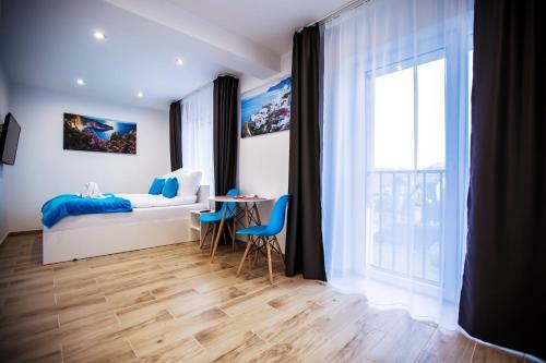 Adonis Apartaments