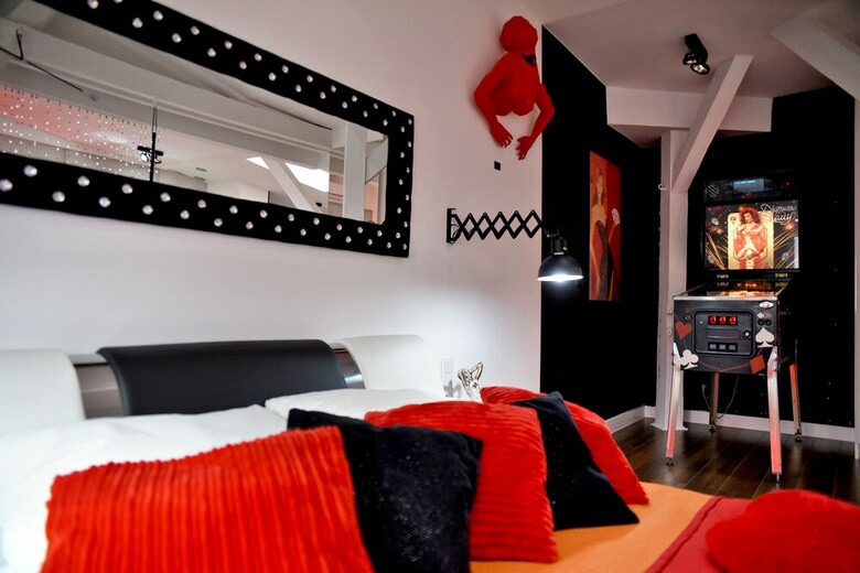 In The Attic Apartments