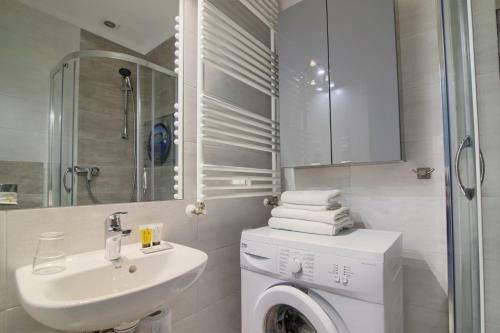 Apartments In - Janosika