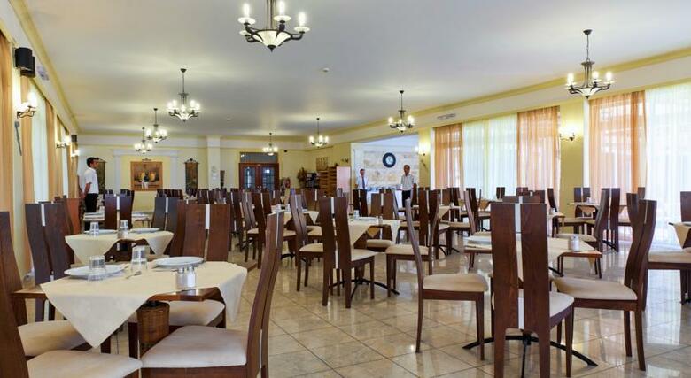 Hotel Gaia Royal Village
