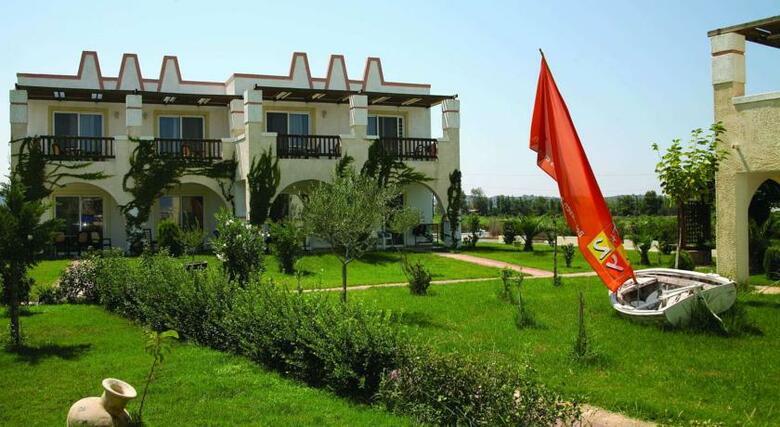 Hotel Gaia Royal Village