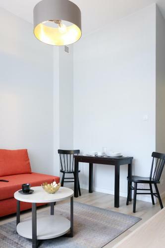 Roommate Apartments Traugutta
