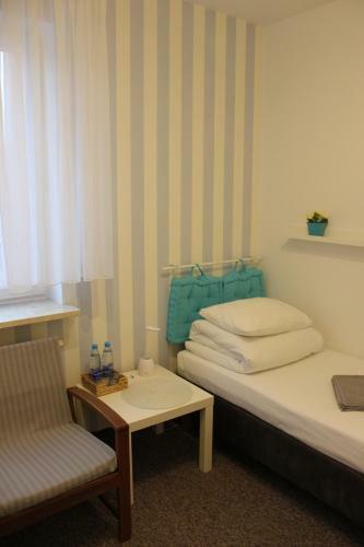 Hostal Kolorowa Guest Rooms