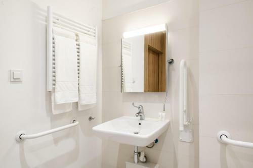 City Comfort Aparthotel