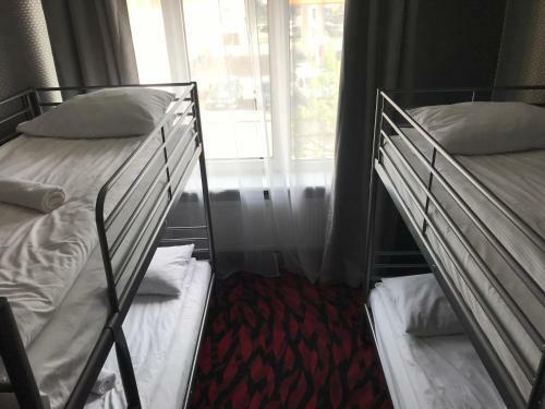 Albergue Loft Car Factory