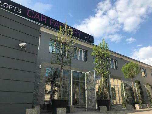Albergue Loft Car Factory