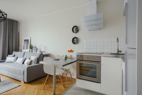 Apartamento Shortstaypoland Grzybowska (b29)