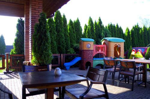 Hotel Dworek Emilli