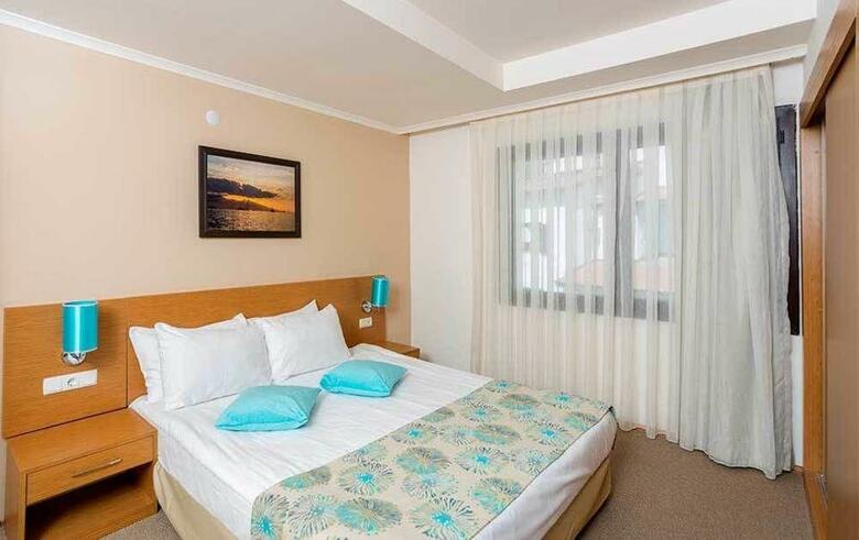 Hotel River Garden Residence