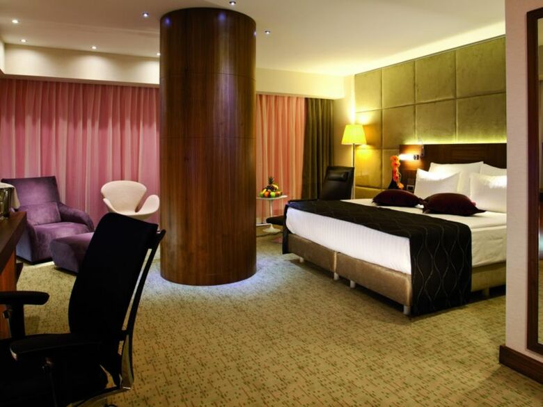Hotel Crowne Plaza Istanbul Harbiye