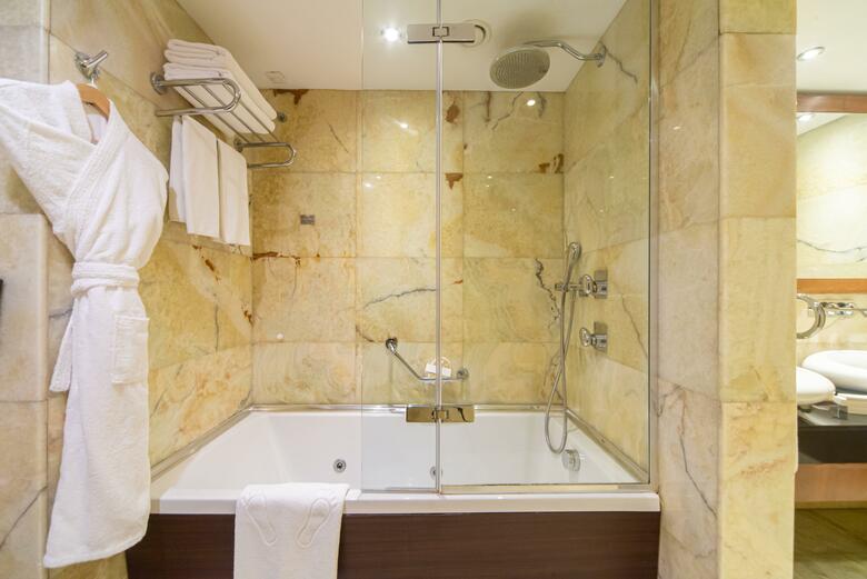 Hotel Crowne Plaza Istanbul Harbiye