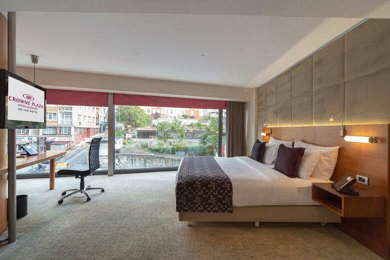 Hotel Crowne Plaza Istanbul Harbiye
