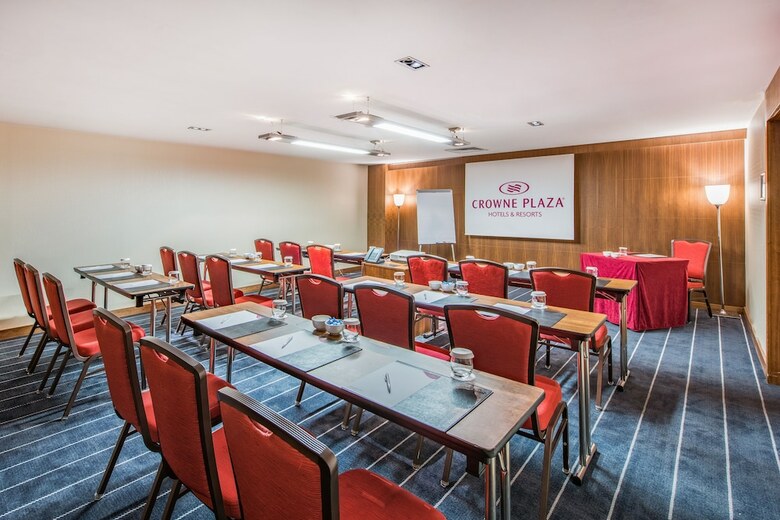 Hotel Crowne Plaza Istanbul Harbiye