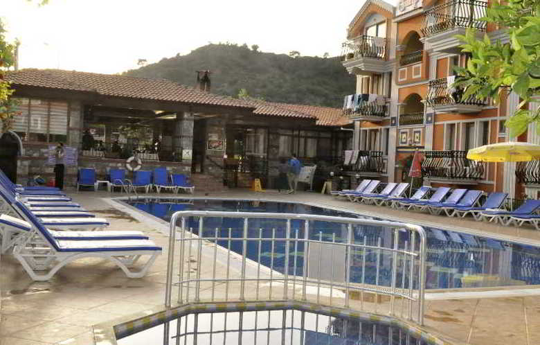 Hotel Magic Tulip Beach