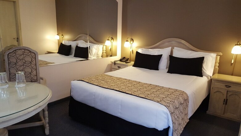 Centuria Hotel Buenos Aires