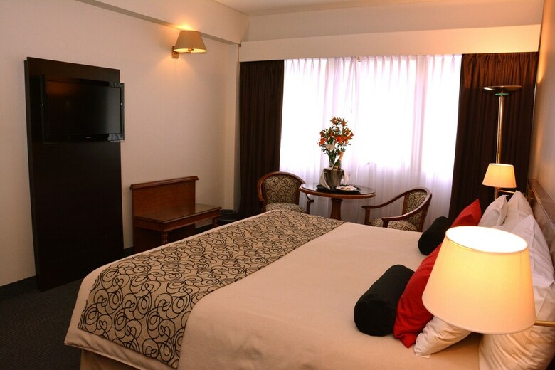 Centuria Hotel Buenos Aires