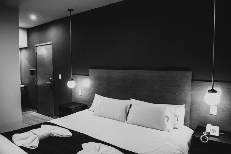Plaza Paradiso Petit Hotel