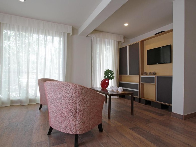 Plaza Paradiso Petit Hotel