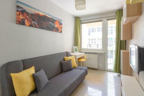 Lemonade Apartment In City Centre