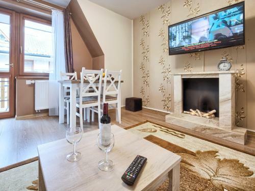 Cream Apartment Visitzakopane