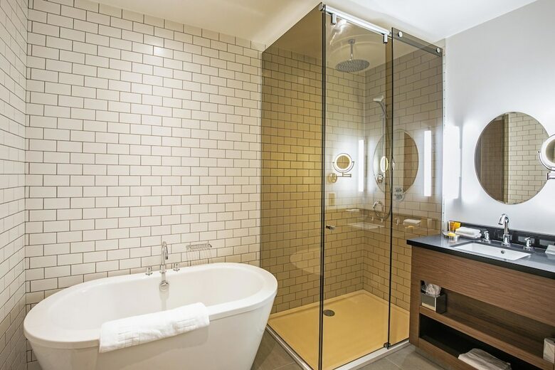 Sandman Signature Aberdeen Hotel