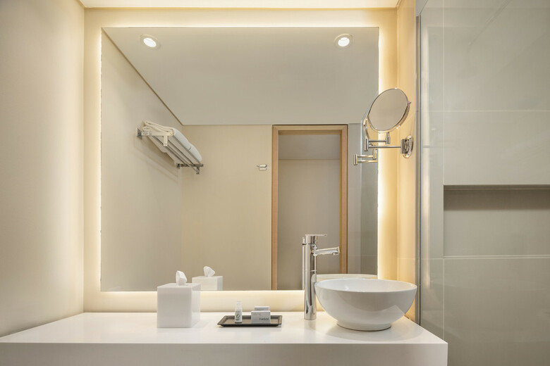Hotel Fairfield By Marriott Bogota Embajada