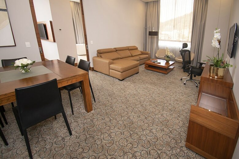 Hotel Doubletree Parque 93 By Hilton