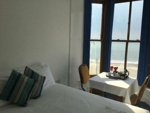 Hostal Celtic Bay Guest House