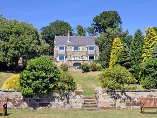 Beech Hill Manor