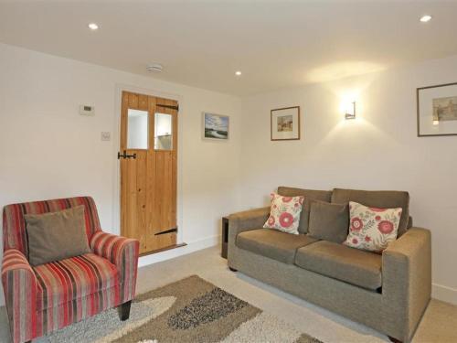 Holiday Home Poppy Cottage