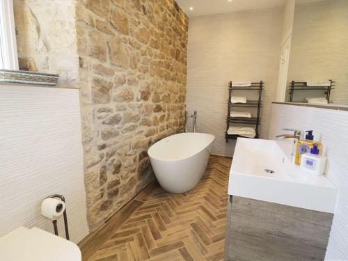 Laburnum Cottage, Alnwick