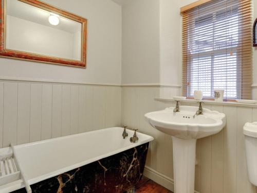 Holiday Home Vicarage