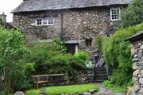 Old Oak Cottage